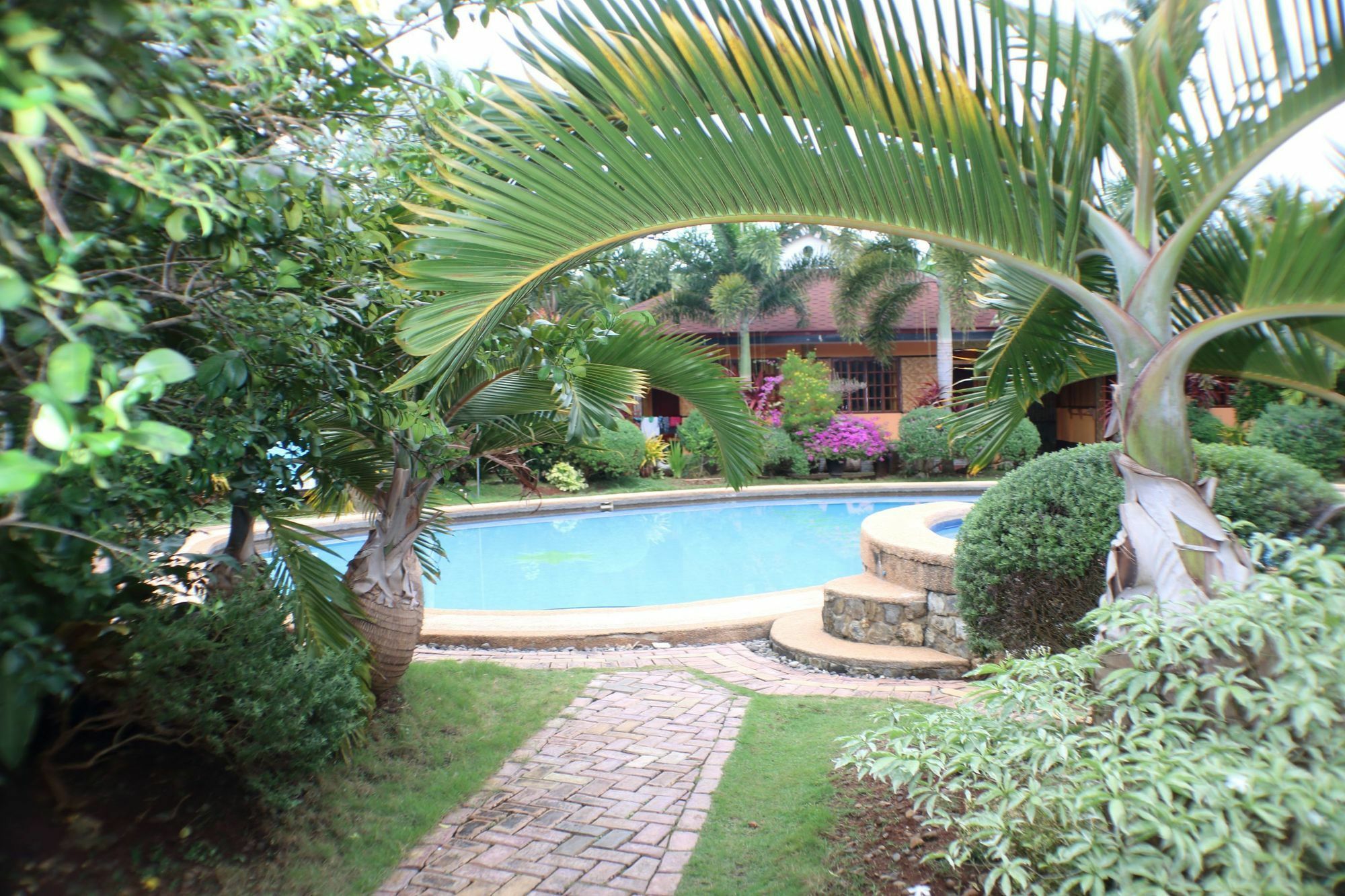 Zen Rooms Veraneante Resort Bohol Panglao Exteriör bild